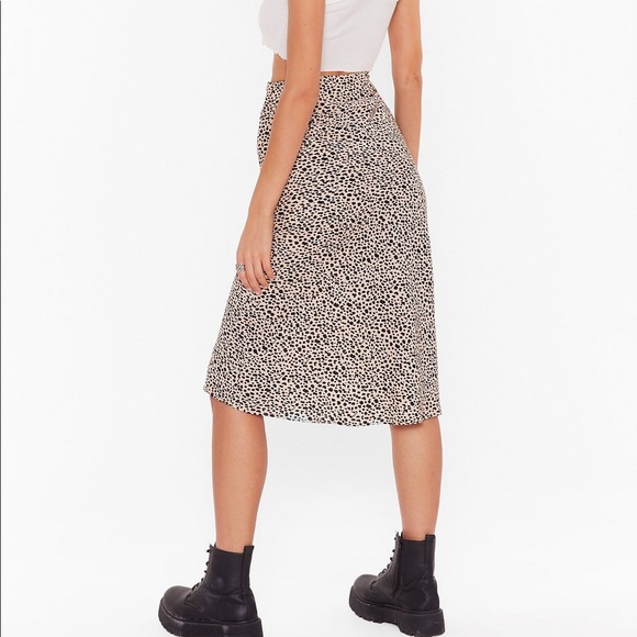 NASTYGAL Polka Dot Print Bias Cut High-Waist Skirt - Picture 3 of 11